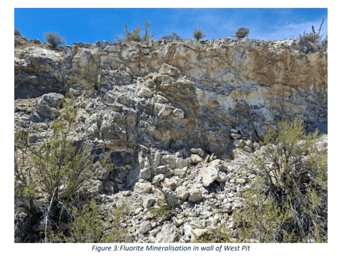 Fluorite mineralisation exposed in the rocky wall of the historic West Pit at Evion’s Carp Fluorspar Project.